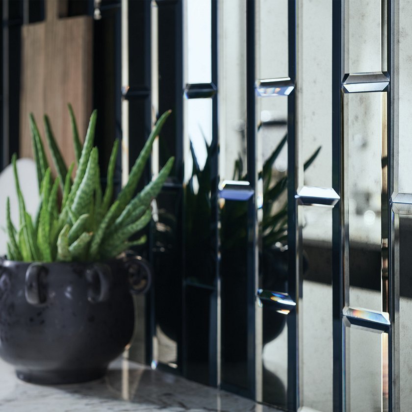 VULCAN 3X9 BEVELED MIRROR TILE